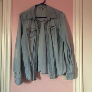 Thin Long Sleeve GUESS Button Up (Sky Blue)